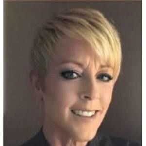 Meet your Posher, Lynda